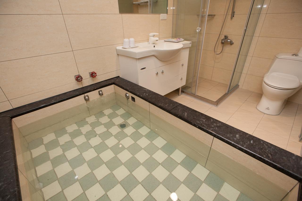 Huang Tai Hotel Jiaoxi Luaran gambar